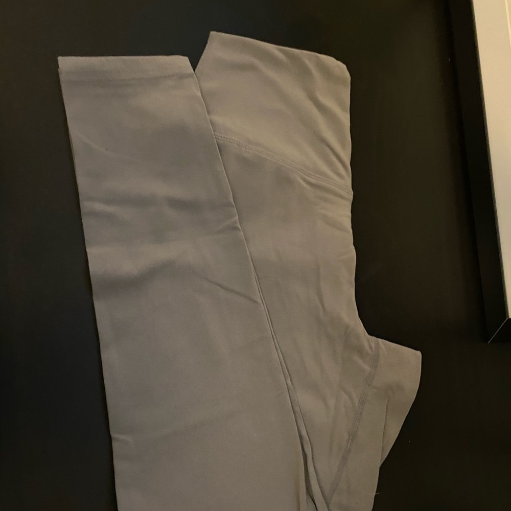 Grey ascend leggings
